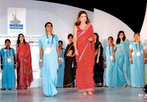 Scavenger women from Rajasthan participating in fashion show in New York