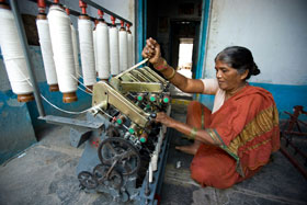 Carding machine in use