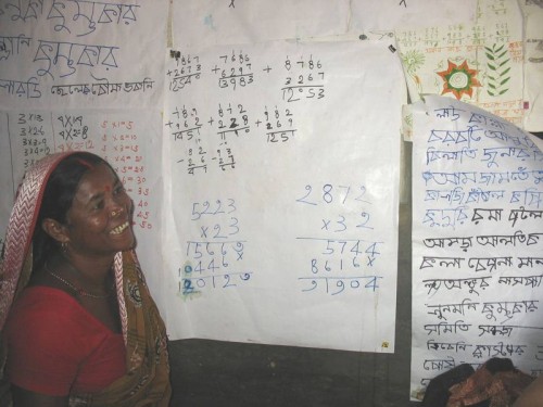Leaning to recognise numbers to count money - this was the main reason why the women of Purulia decided to become literate in the first place.  (Credit: Pradan)