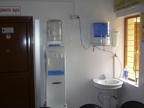 RO purified hot and cold water system