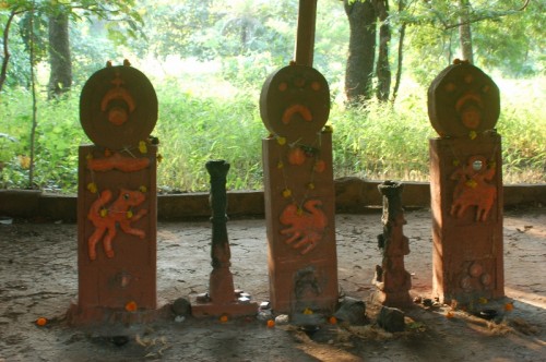 The totemic idols of a Warli temple