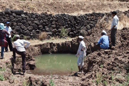 Muthalane village: This water source is located on a private land belonging to Ranjit Dethe. The water availability here is a direct result of the watershed management work done in the village. This is due to the PGWM work done in the village by ACWADAM.