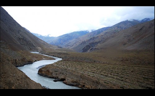 Spiti river, along the banks of which lies the sleepy little town of Tabo