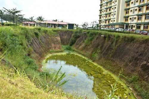 Collecting Rain Water-Yenepoya Medical College