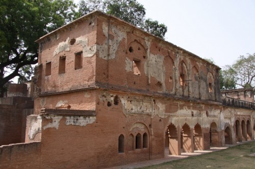 There’s a living monument in the very heart of Lucknow. It’s the ruins of the Residency, where one of the fiercest and the most dramatic of our freedom struggles was fought. It was India’s very first War of Independence, and the year was 1857.