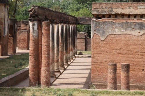 The red-brick structures stand in mute testimony to the will and determination of the first in our long line of freedom fighters. 