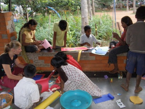 Art and craft with a volunteer