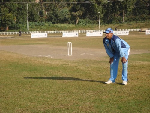 The blind player is dependent on sound and noise around him to play his game