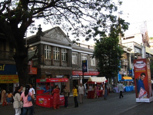 The hustle and bustle of a road in the main city