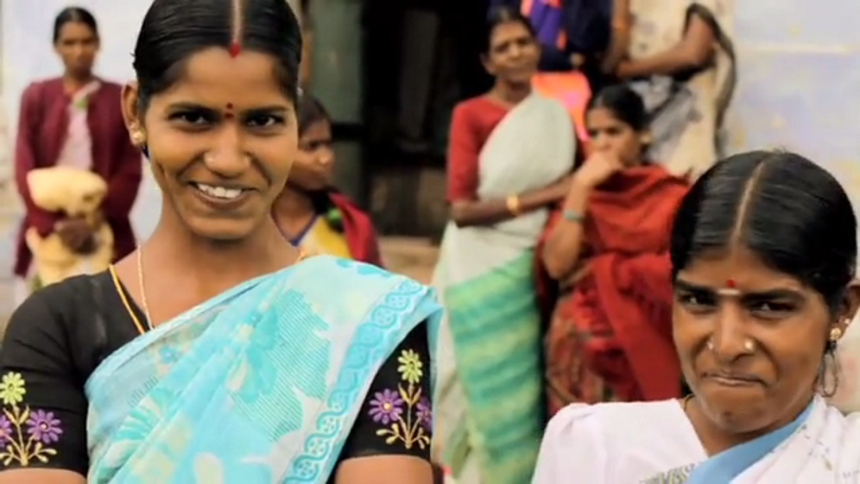 This bank manager made beggars in delhi open bank accounts. And changed lives of villagers in tamil nadu.