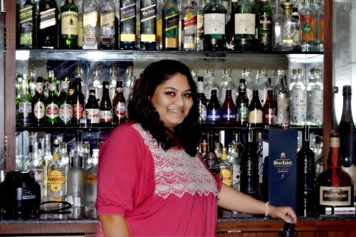 women bartenders in India