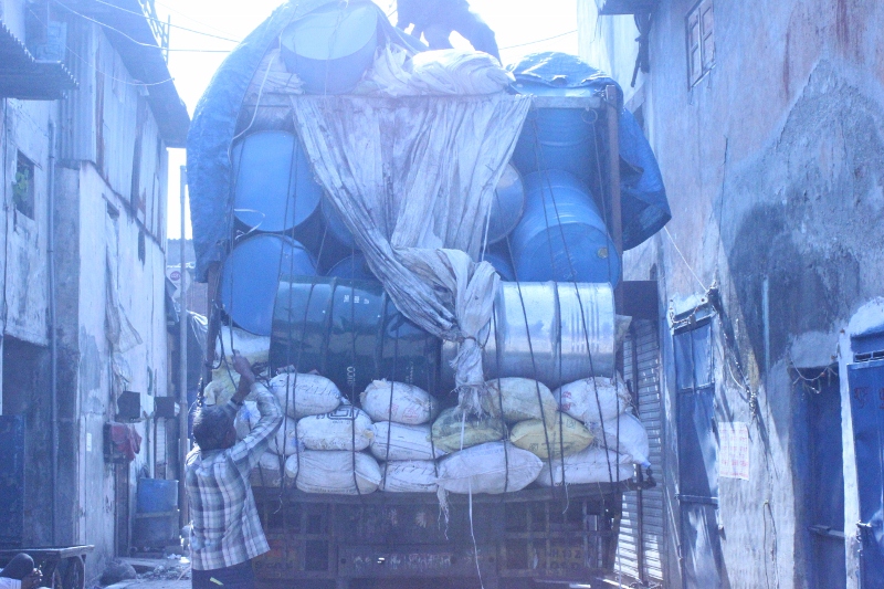 recycling in mumbai slums