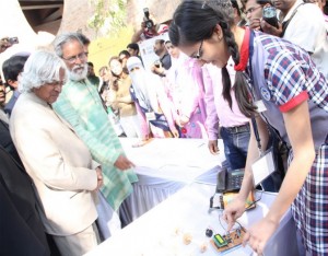 Thanks To This School Girl's #Innovation, You Can Now Know When Your Landline Phone Goes 'Dead'!
