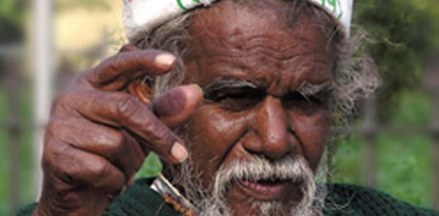 The Man Who Carved A Road Through The Mountain So His People Could Reach A Doctor In Time