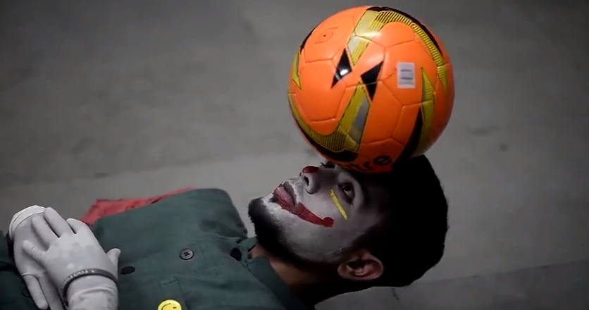 These Two Professional Footballers Dress Up As Clowns And Go To Hospitals. Here’s Why.