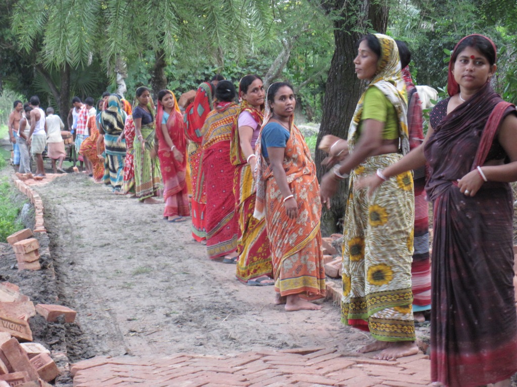 Women of Colonypara village in the Sunderbans region have joined hands to build more than 10 kilometres of brick roads connecting several previously inaccessible villages. (Credit: Saadia Azim\WFS)