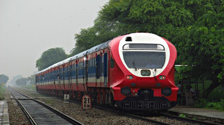India’s First Air-Conditioned DEMU Train Launched in Kochi