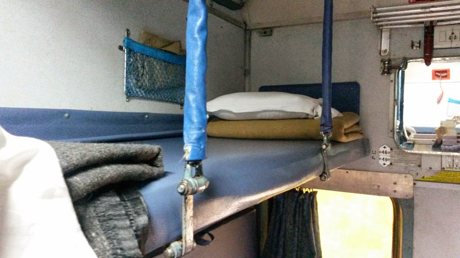 got-an-upper-berth-in-the-train-your-worry-of-climbing-up-to-it-might