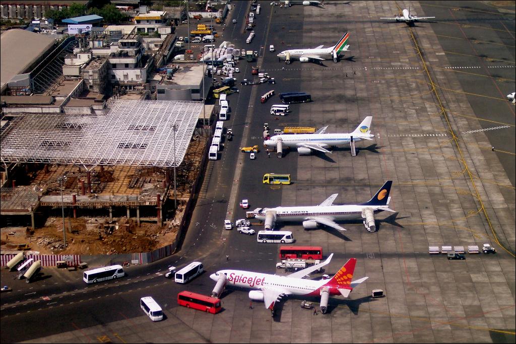 Mumbai_Airport_domestic_aerial