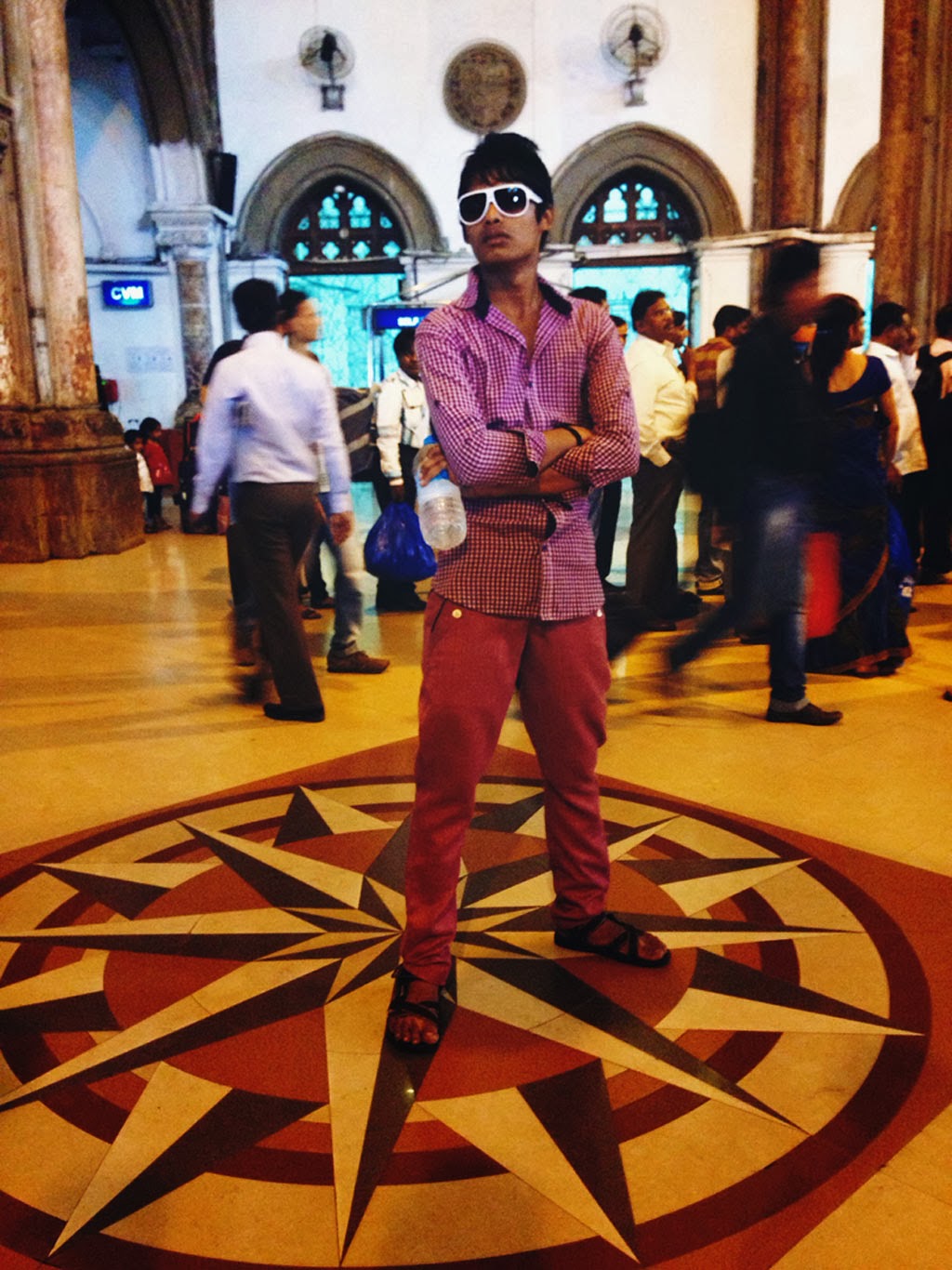 Stylebhai at Chhatrapati Shivaji Terminus (CST)