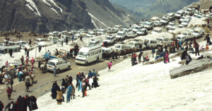 Rohtang Pass May Soon Become the World's Highest Destination to Ply CNG Buses