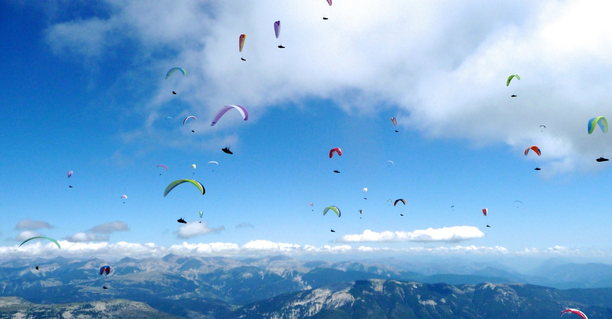 Get Ready for India’s First Paragliding World Cup to Be Held in Himachal Pradesh