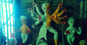 Kolkata Welcomes Country's First Transgender Durga Idol. Breaks All Stereotypes