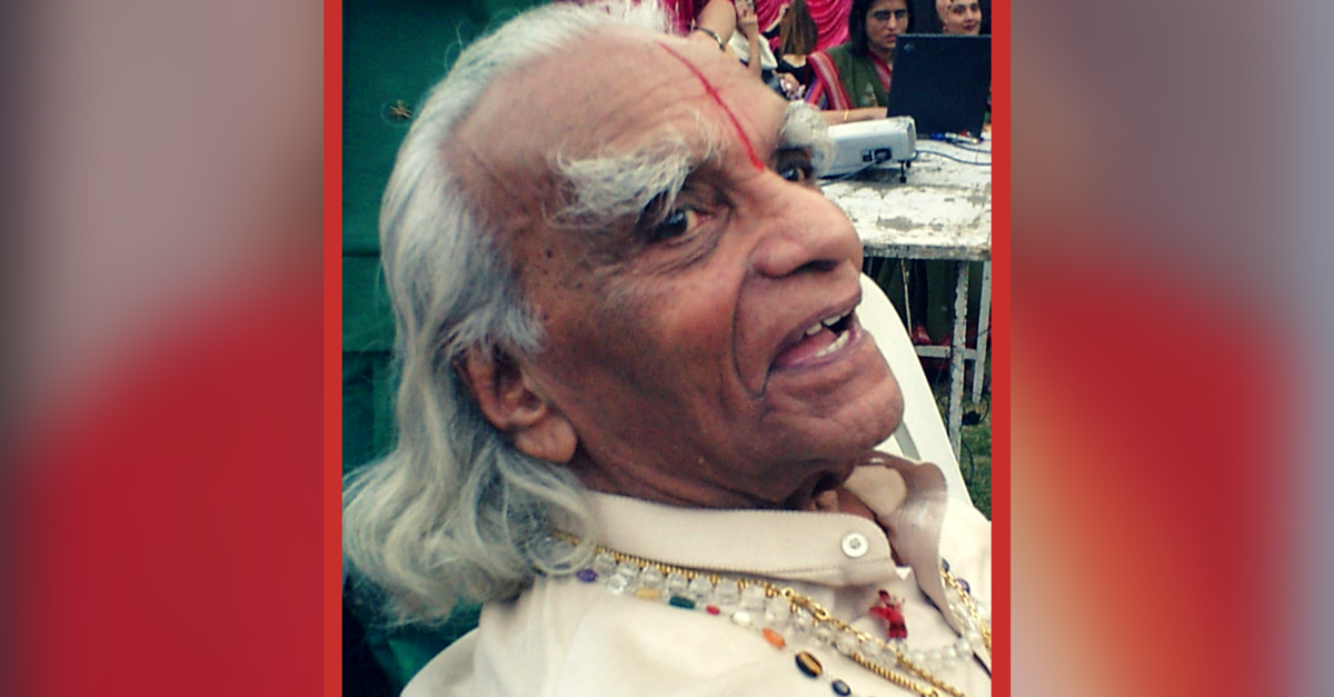Who Is B.K.S. Iyengar? Know All About Him in 5 Quick Points on His 97th Birth Anniversary.