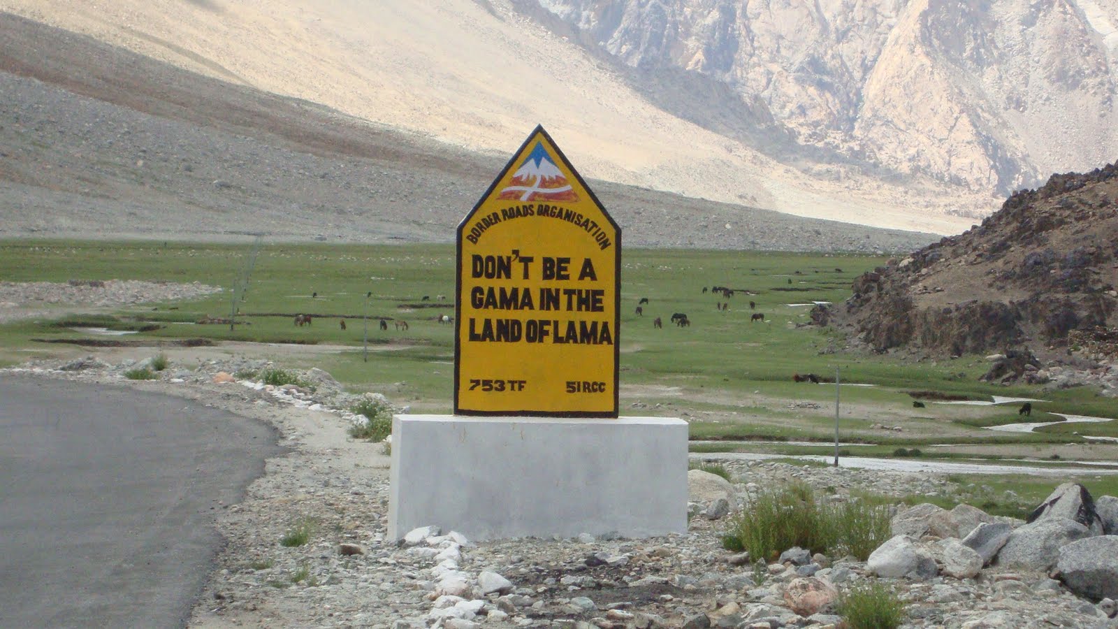 Road signs in Ladakh 