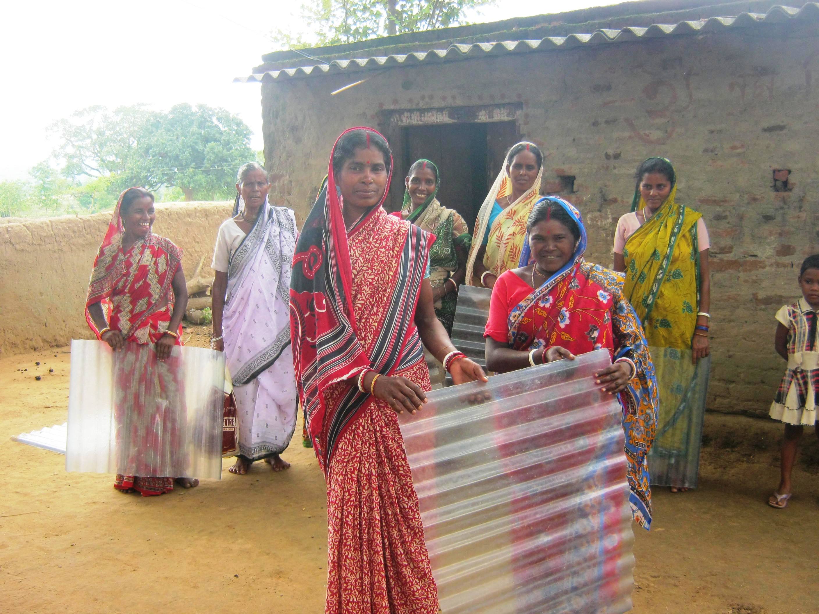 Thanks to bright natural sunlight that now filters into the once dingy kitchens of rural homes across Jhalda Block II women no longer are forced to cook on instinct randomly adding spices and even washing the vegetables, meat and fish very cursorily. (Credit: Ajitha Menon\WFS)