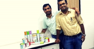 Waste to Valuable: Used Flowers in Religious Shrines Are given a New Life by These 2 Friends
