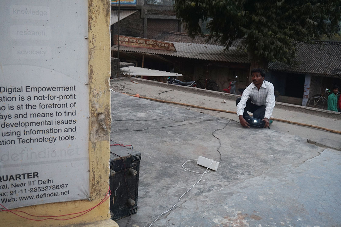 Raghav Mahto, who hails from Vaishali in Bihar, learnt radio engineering by a hit-and-try method. Photo: Cathy Chen