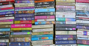 Old Delhi's Booksellers Set Up Incredible Stalls On A Street in Daryaganj Every Sunday. Go Find a Bargain!