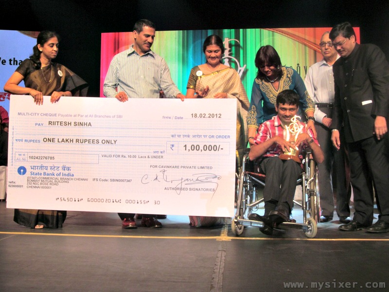 Riitesh winning the CavinKare Ability Award