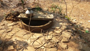 A_well_in_village