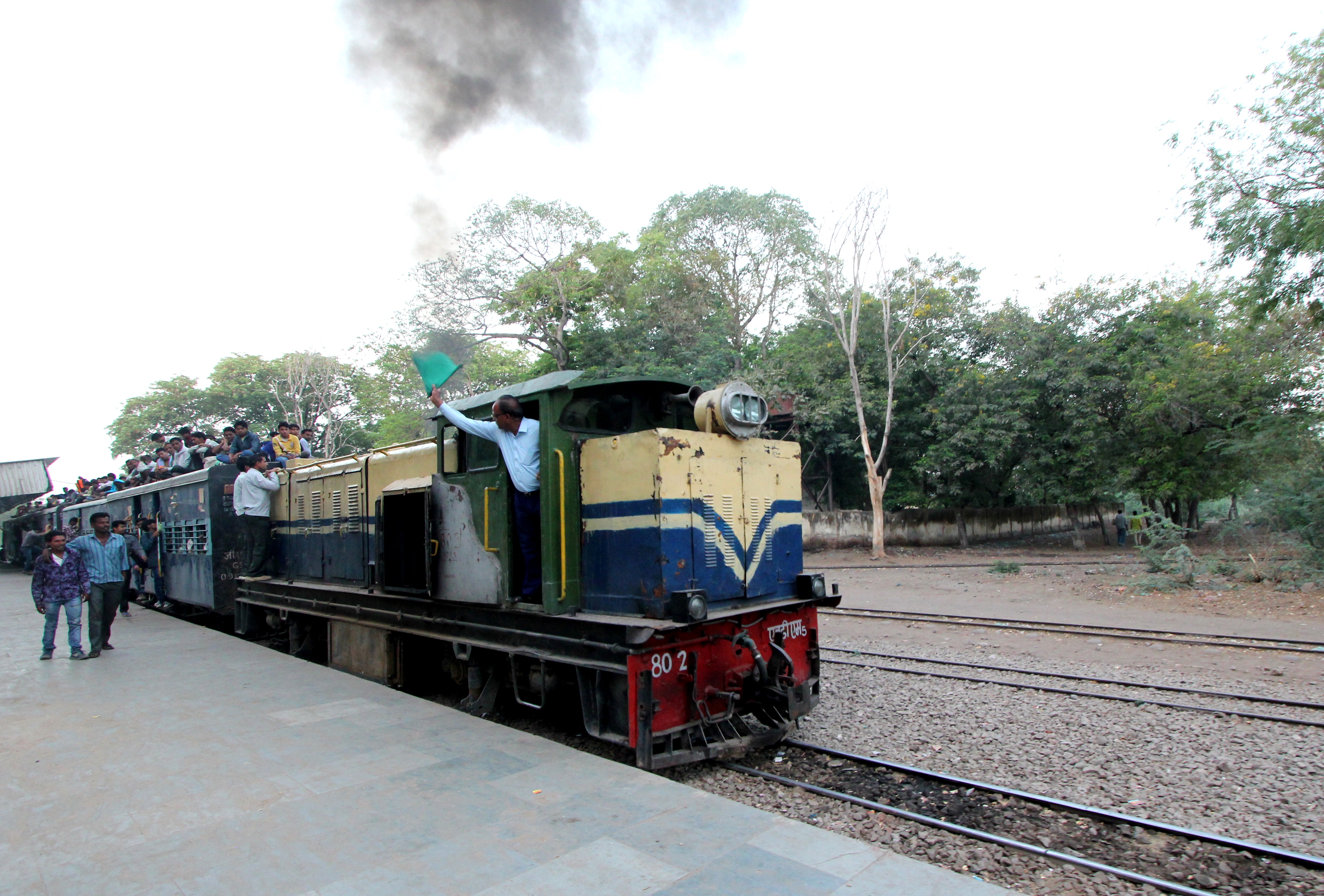 Narrow Gauge train as it leaves Sheopur Railway Station