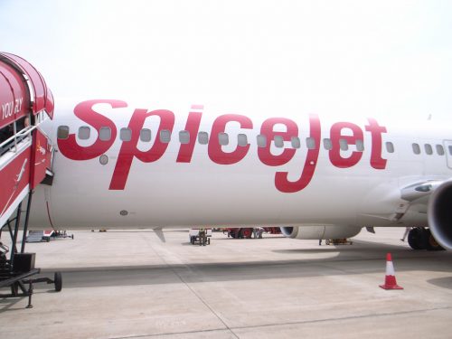Image of plane with Spice Jet written on it.
