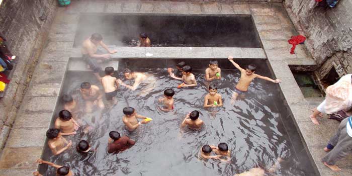 Vashisht-Hot-Springs-Kullu