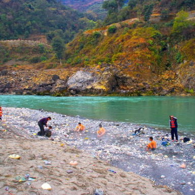 Gorgeous Hot Springs Of Himachal Pradesh