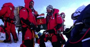 This Daring Siachen Soldier is the First Indian to Climb Mt. Everest and Reach the South Pole