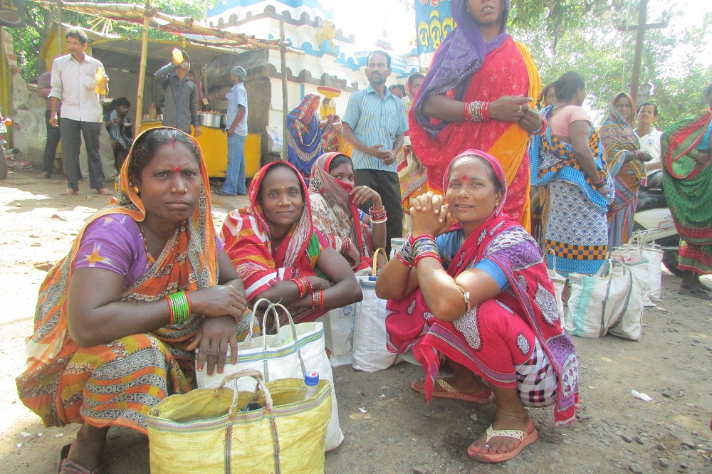 Most women still work as unskilled daily wagers, commuting daily from the fringes of the city to the labour ‘nakas’ (markets) around Bhubaneswar where contractors come to hire. (Credit: Rakhi Ghosh\WFS)