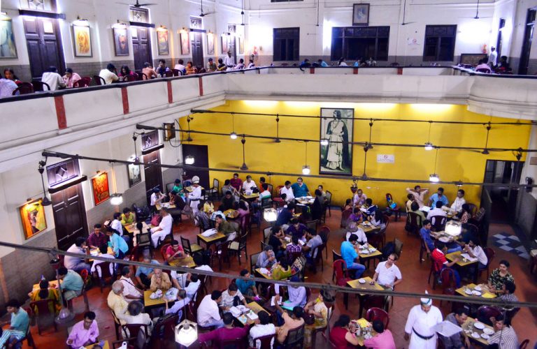 These Canteens are Among the Best Hangouts in India