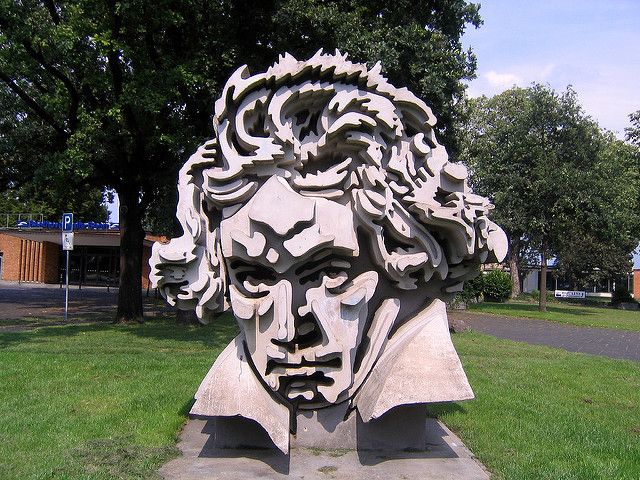 Beethoven sculpture_g