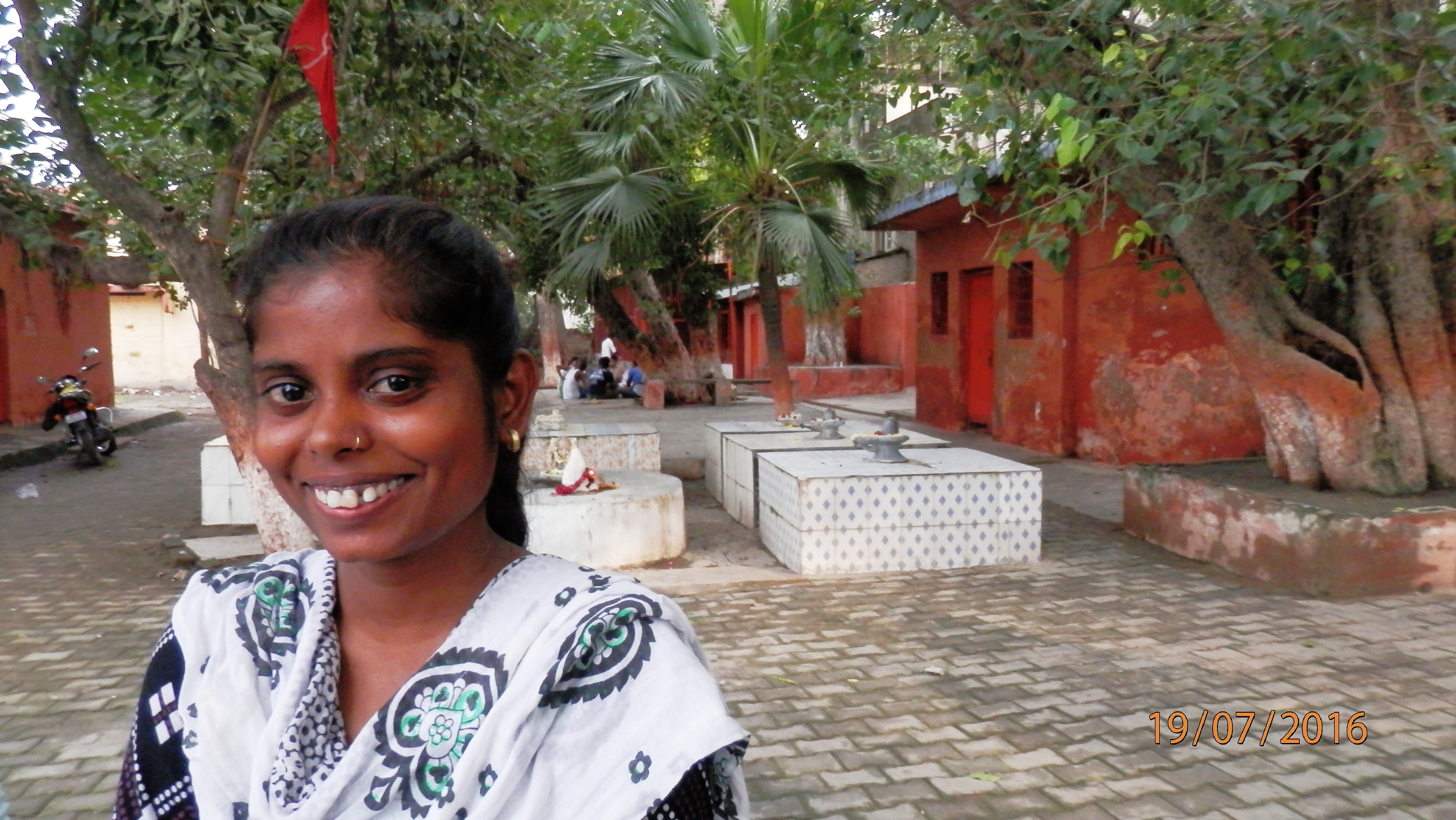 Palak Gaur, 19, has speared headed the clean up of her ‘malin basti’, small neighbourhood tucked away in a slum in Kanpur