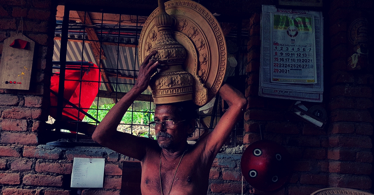 Image of Kathakali artist performance makeup on May 19,2018 in  Bengaluru,India-RK287610-Picxy