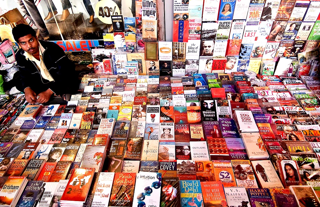 7 Street Side Book Markets in India That Must Be on the Bucket List of Every Book Lover