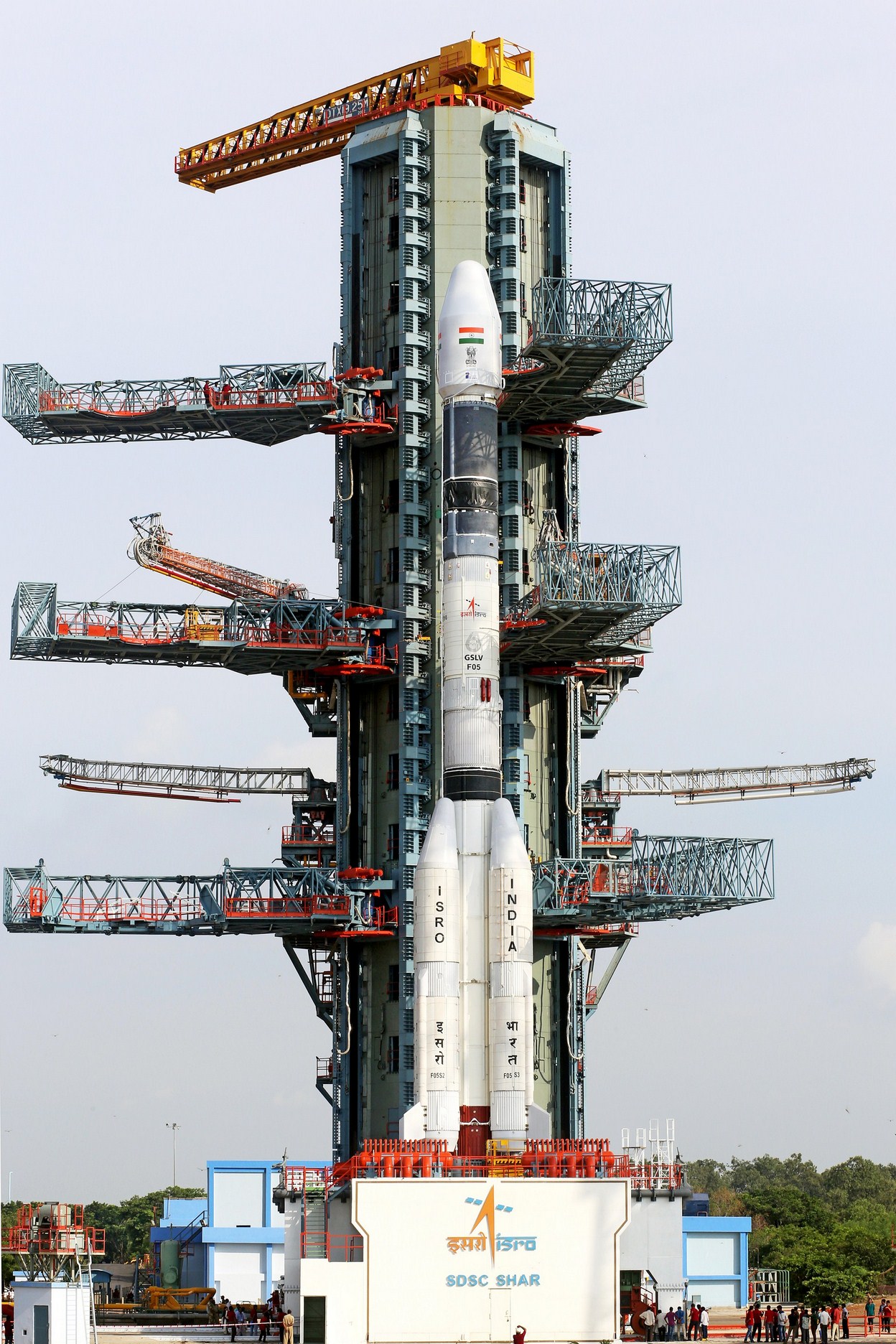 The fully integrated GSLV-F05 carrying INSAT-3DR 