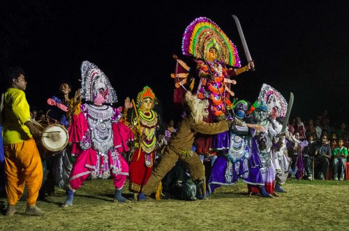 Purulia Chaou performed near the Durga Pandal (Image by Saumalya Ghosh)