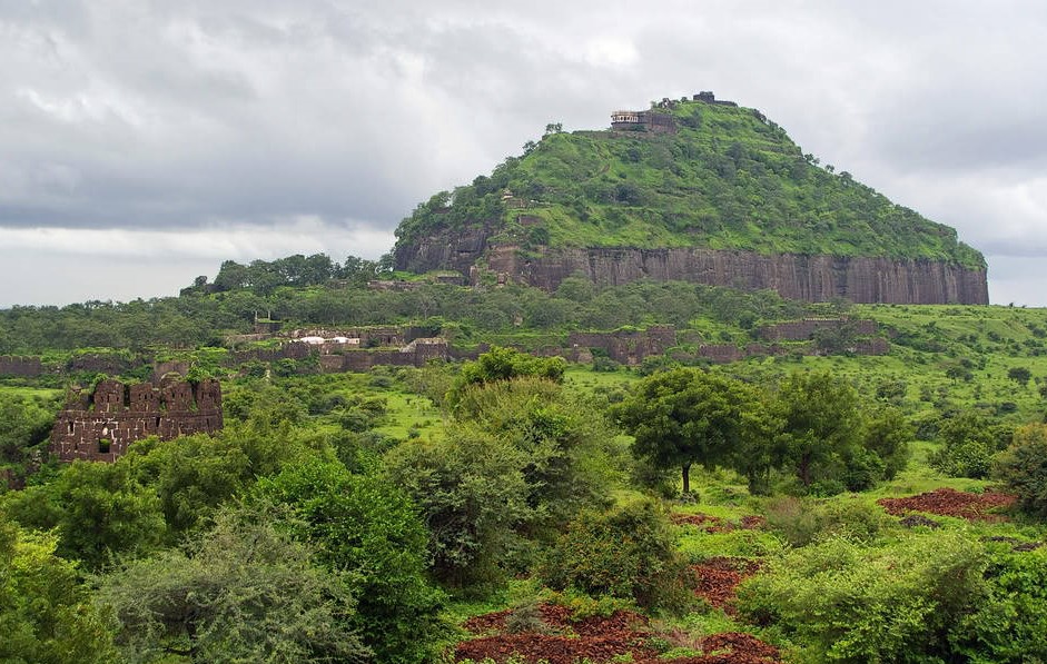 178717xcitefun-daulatabad-fort-02