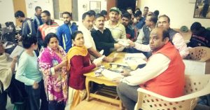 Postal Department's Mobile Currency Van Brings Relief to Remote Villages, Right At Their Doorstep!